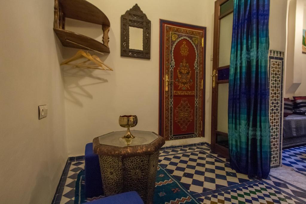 Dar Chrif Idrissi Hotel Fes Room photo